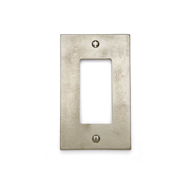Sun Valley Bronze 6 3/4'' x 4 3/4'' Magnetic 3-gang decora cover.